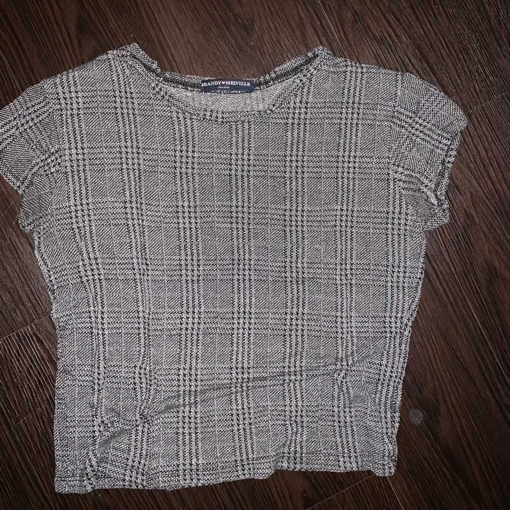 Brandy Melville cropped top